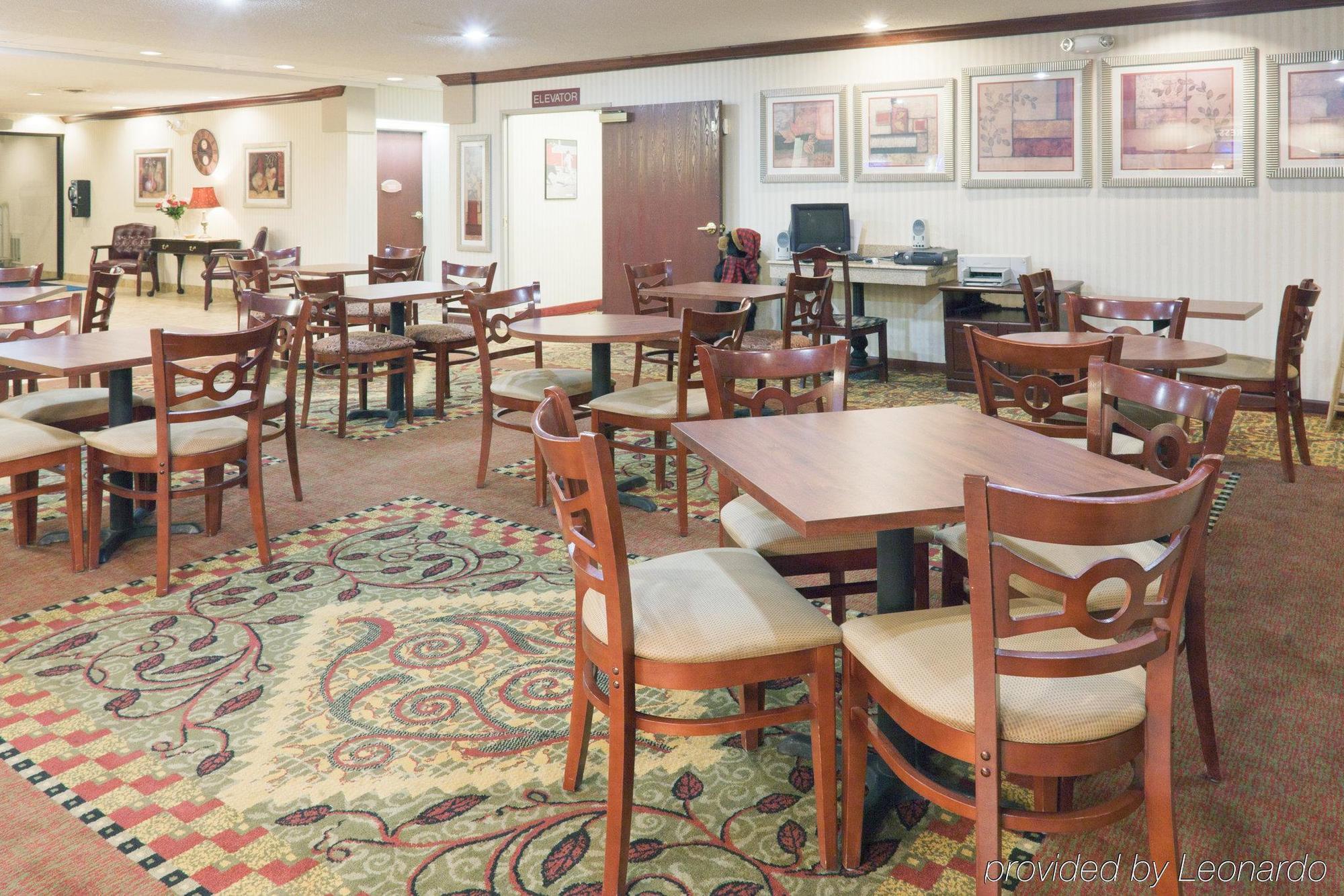 Holiday Inn Express - Rensselaer, An Ihg Hotel Restaurant photo